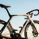 Colnago Y1RS Disc Sram Red AXS E1 noir/blanc 2026 – Image 3