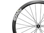 Roues de route en carbone Enve SES 3.4 Champion du monde 39/43 mm, sans chambre à air, pour freins à disque, saison 2024-2025 – Image 4