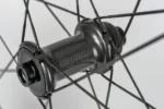 Roues vélo route carbone Corima 35R – Image 4